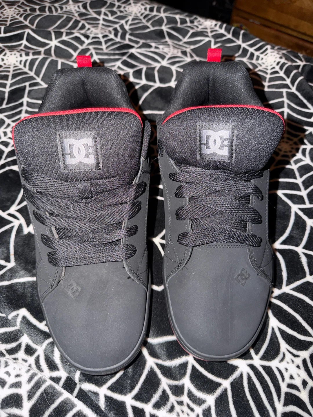 DC Shoes