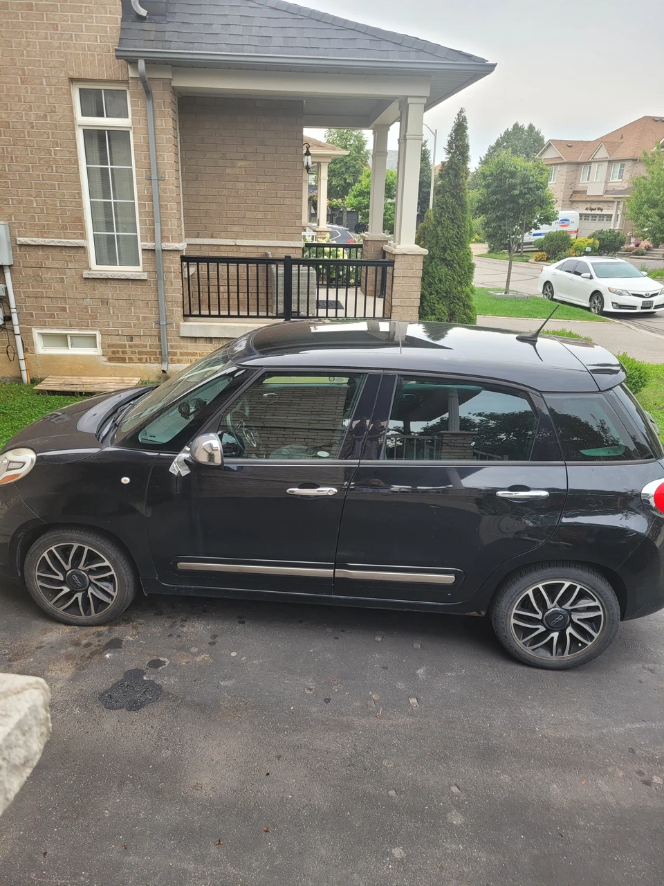 Fiat 500L Black Hatchback