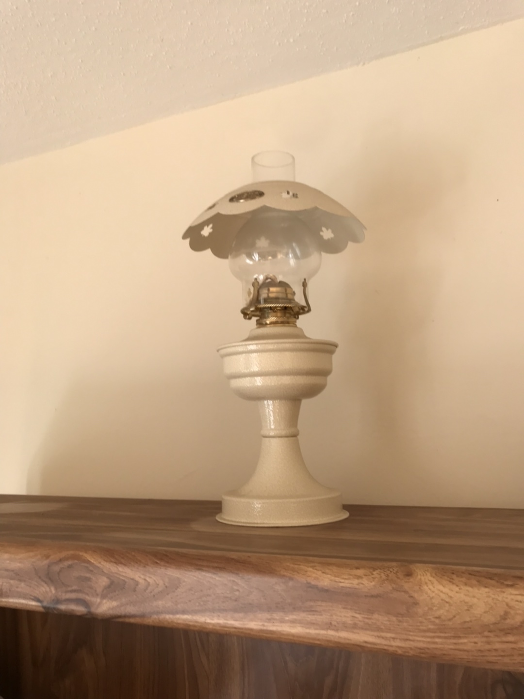 Cream Oil Lamp
