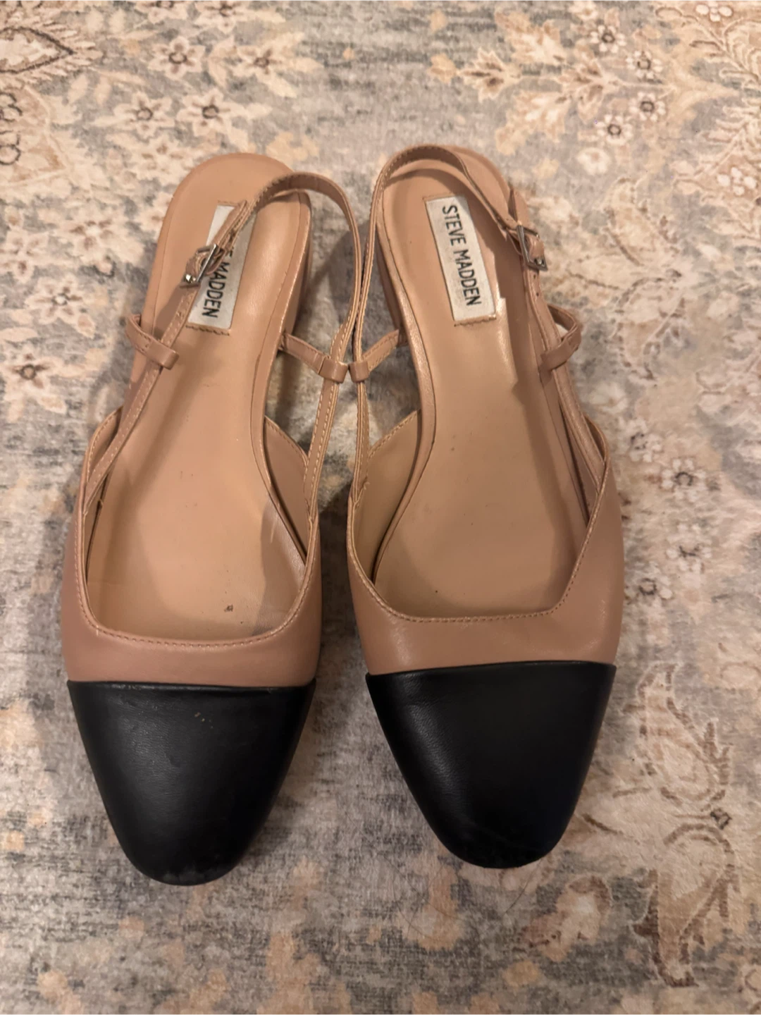 Steve Madden Two-Tone sling backs!