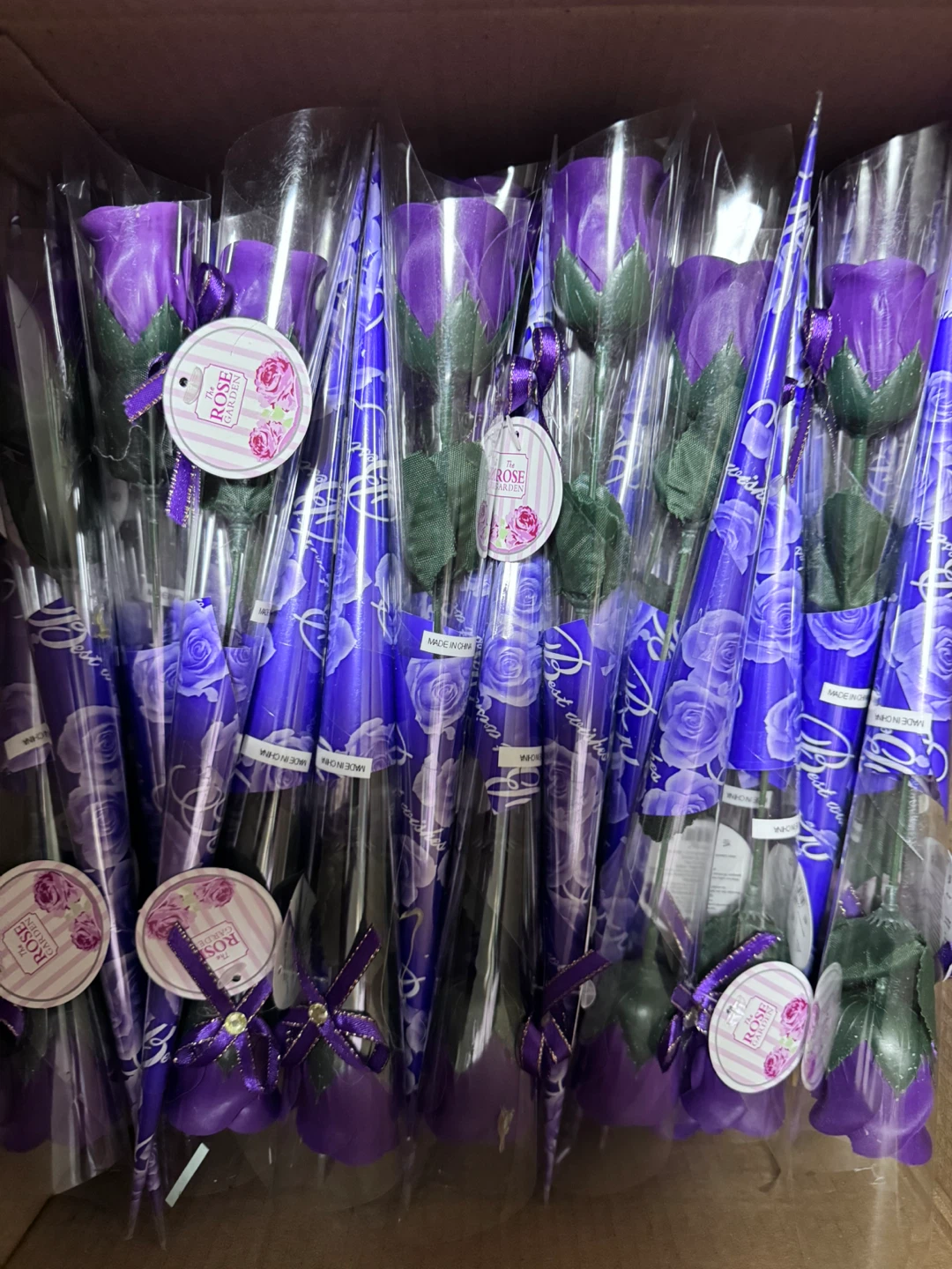 Scented Soap Roses in Gift Wrapping - Red / Pink / Purple - photo 4