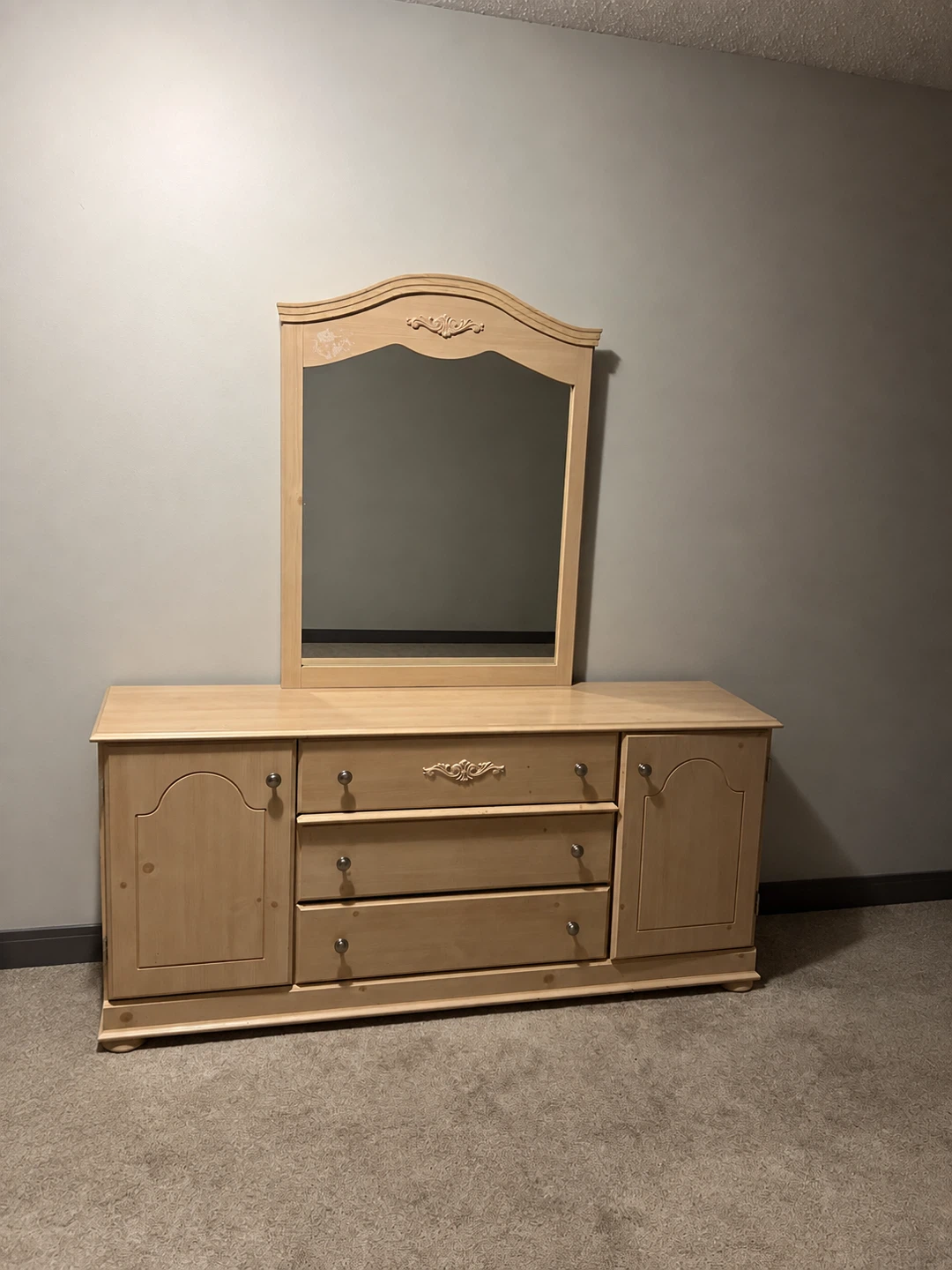 Solid Wood Bedroom Set