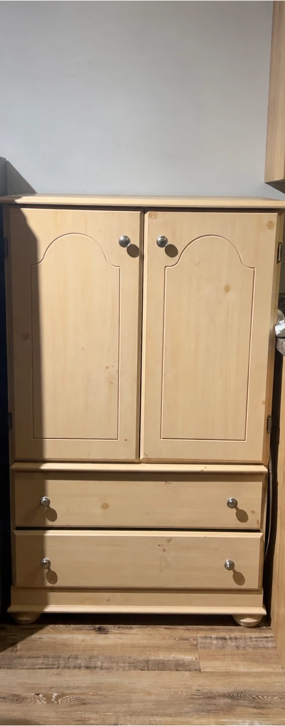 Solid Wood Bedroom Set - photo 3