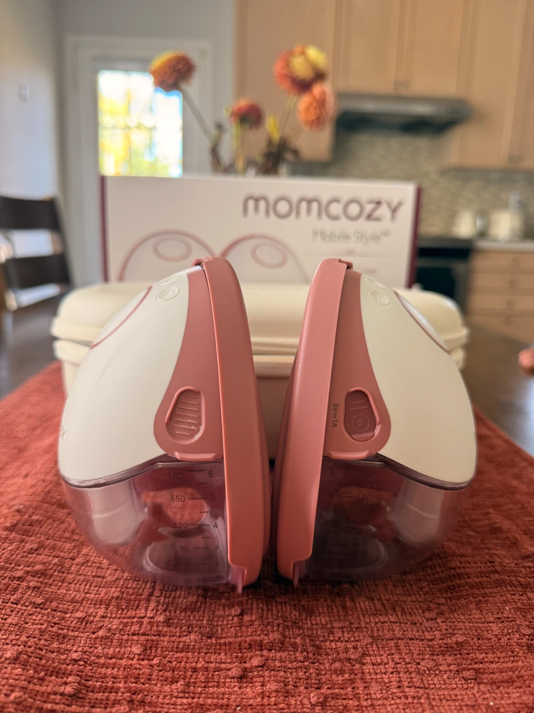 Momcozy M6 Wearable Breast Pump – Like New - photo 4
