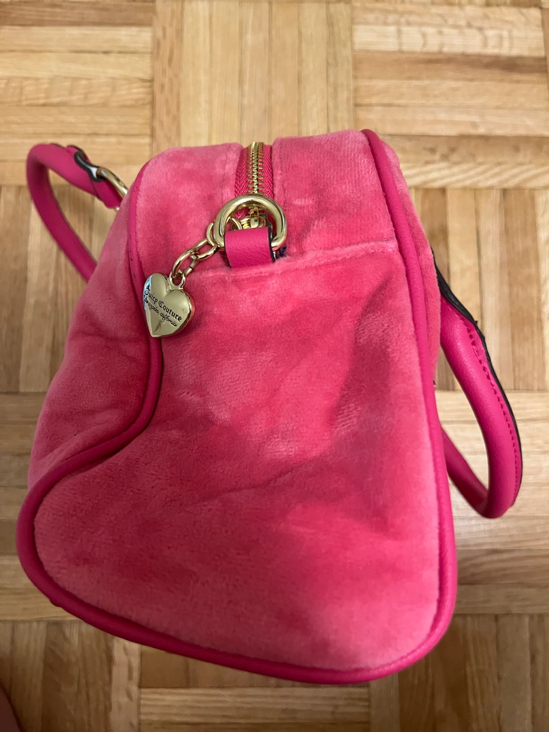 Juicy Couture Heritage Pink Velour Satchel Bag - photo 5