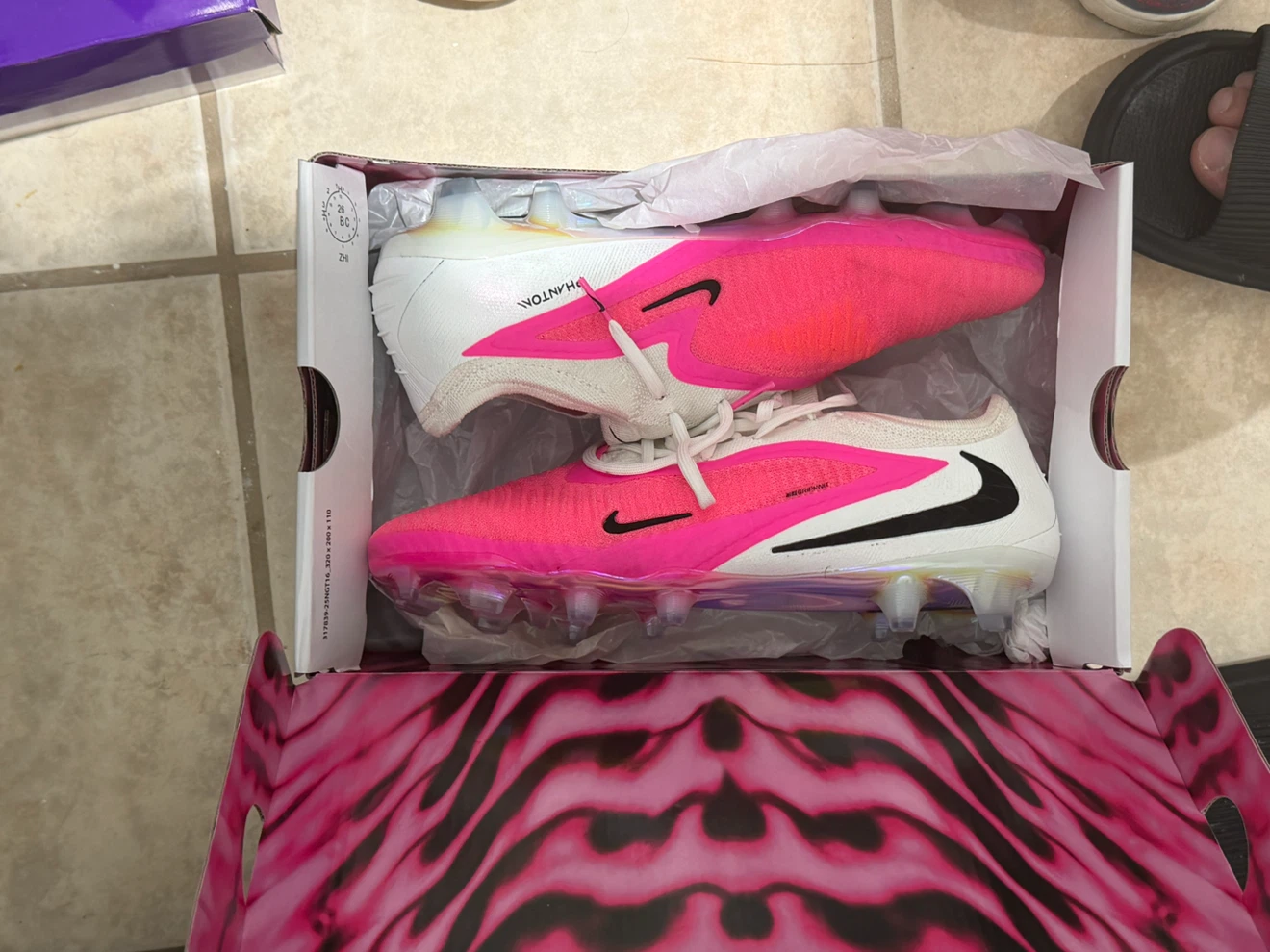 Nike Phantom 6 Low Elite FG Soccer Cleats - photo 2