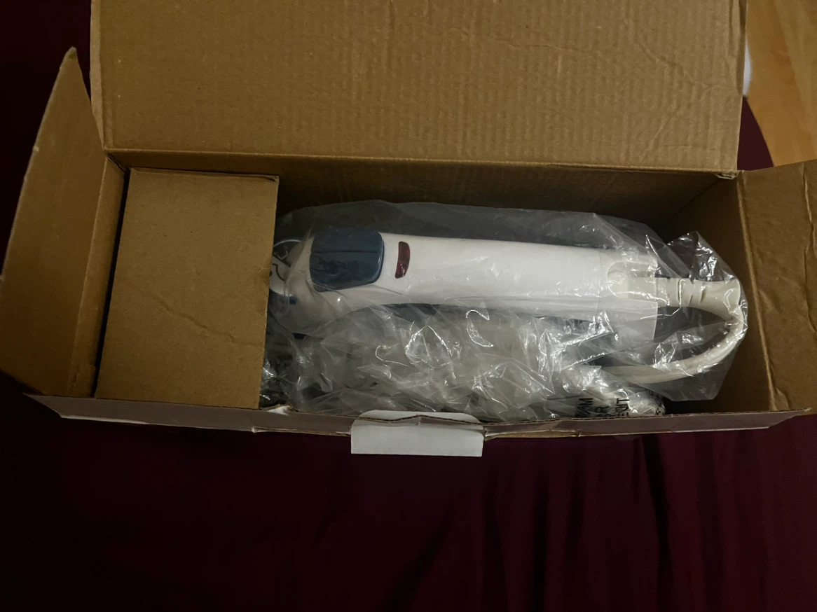 BLACK+DECKER Easy Steam Compact Iron - photo 3