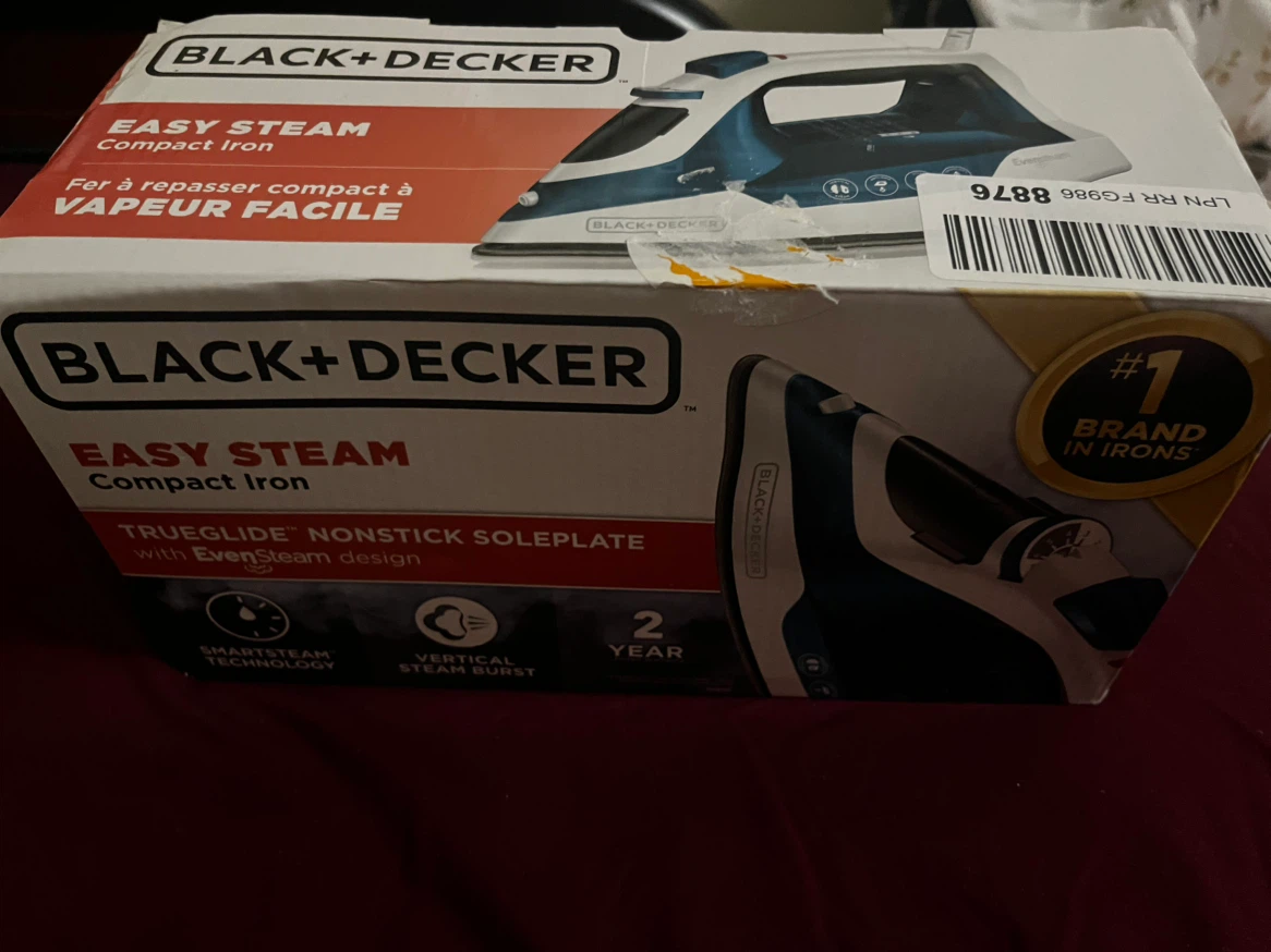 BLACK+DECKER Easy Steam Compact Iron - photo 4
