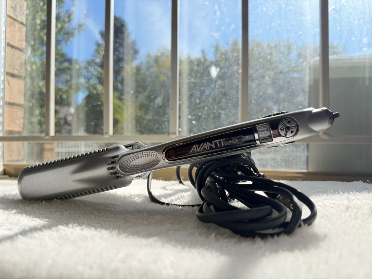 Avanti Ultra Professional Hair Straightener - photo 2