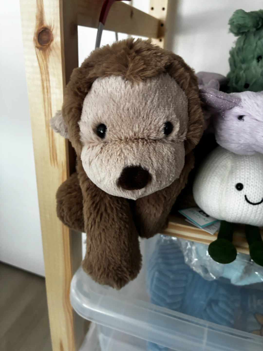 Medium smudge Monkey