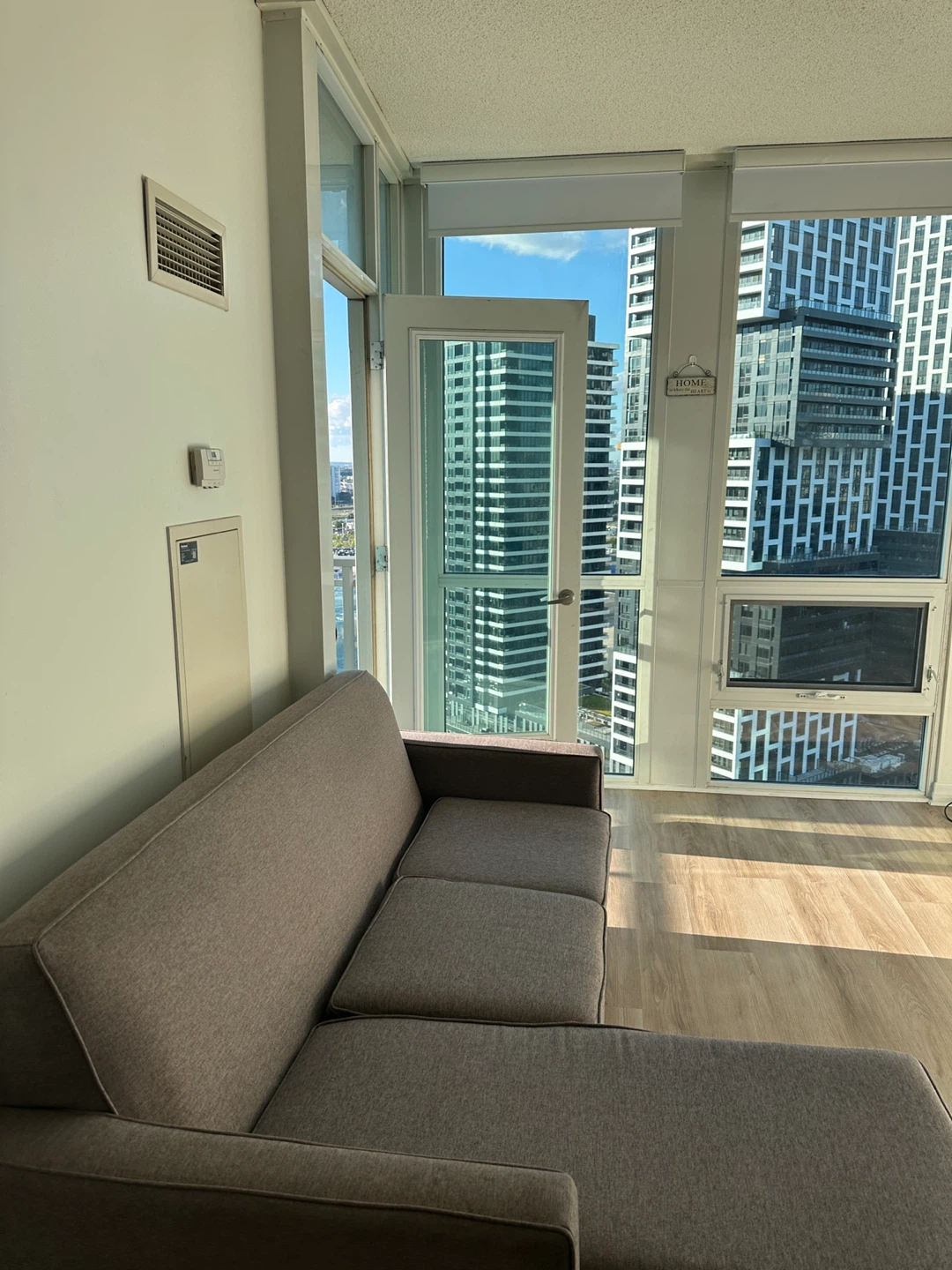 Grey sectional sofa with chaise - photo 2