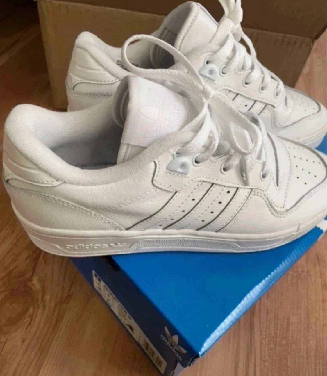 Brand new adidas shoes (women size 6.5) - photo 4