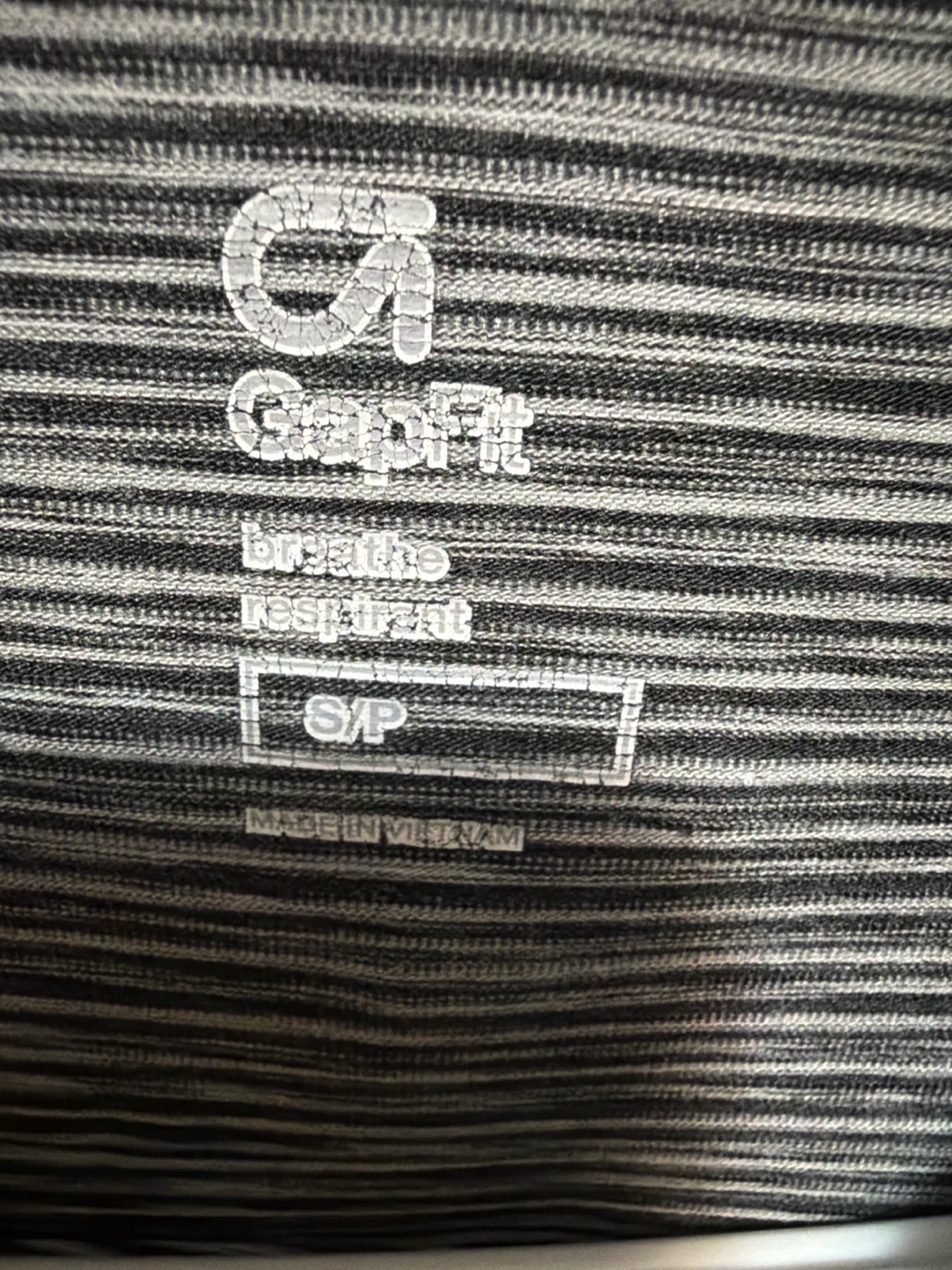 GapFit Striped Hoodie - photo 3