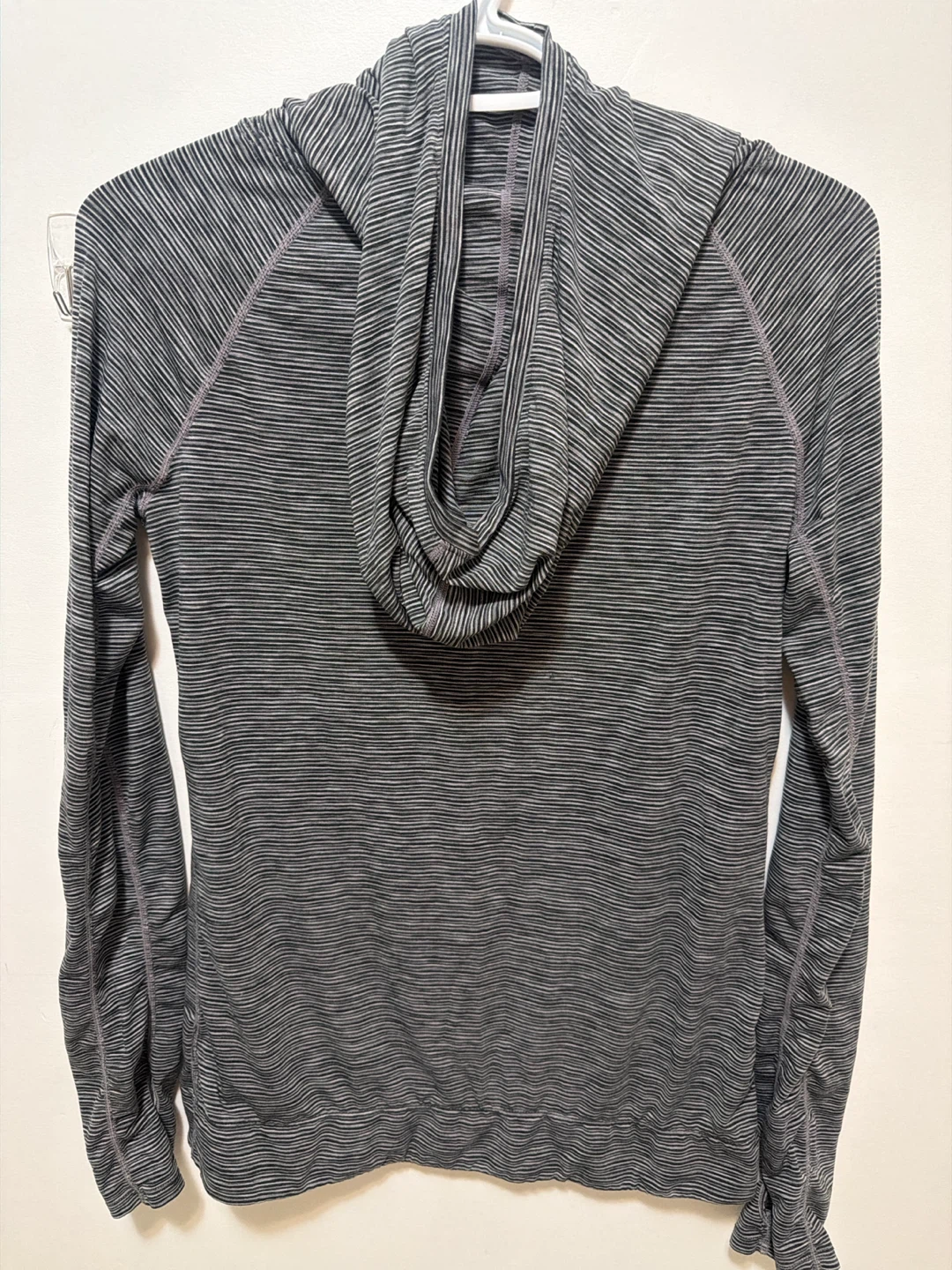 GapFit Striped Hoodie - photo 5