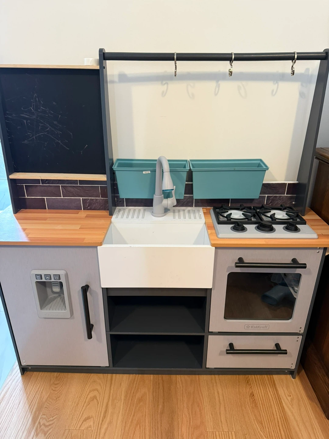 KidKraft Wooden Play Kitchen