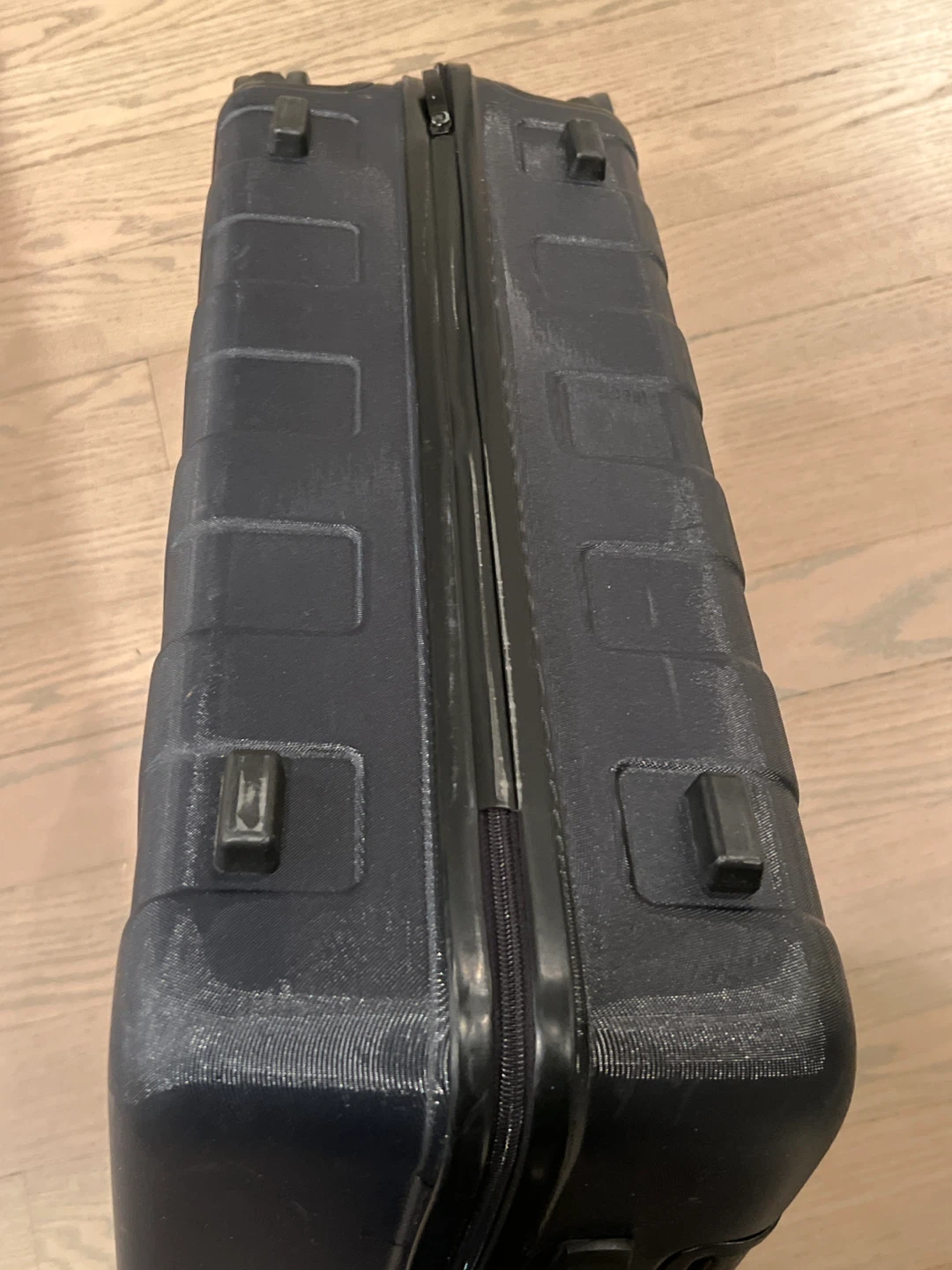 Delsey Black Hardside Spinner Suitcase - photo 5