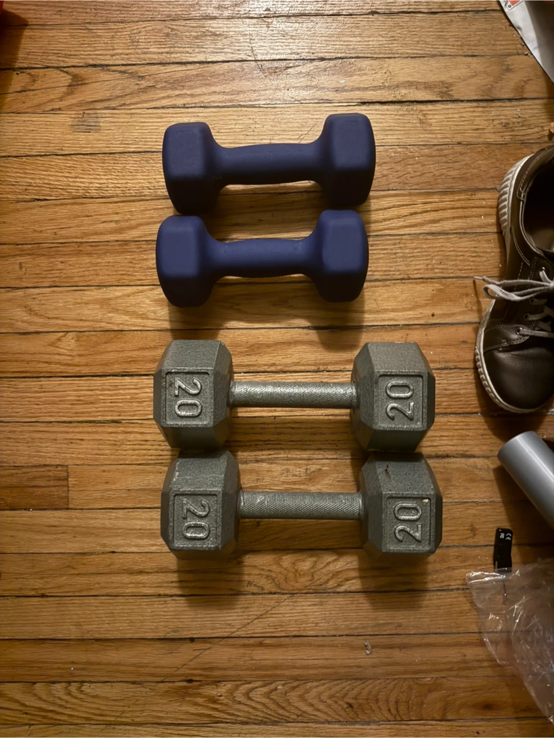 Two Pairs of Dumbbells: 20lb and 10lb Hex