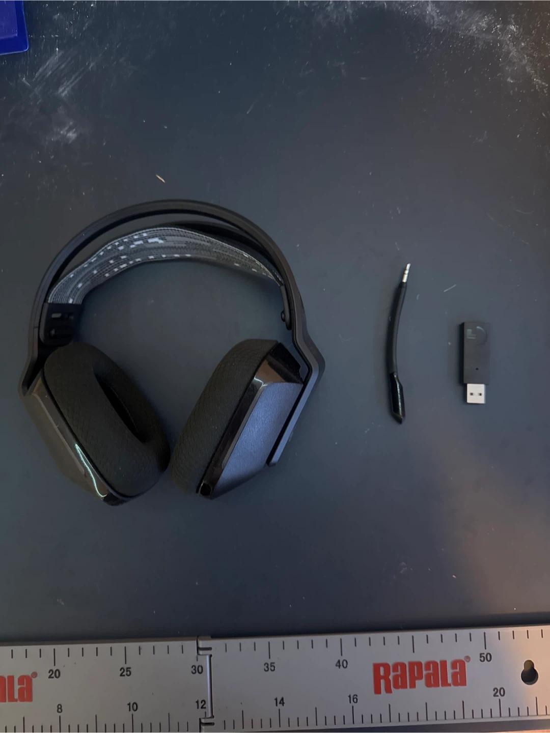 Logitech G733 wireless gaming headset