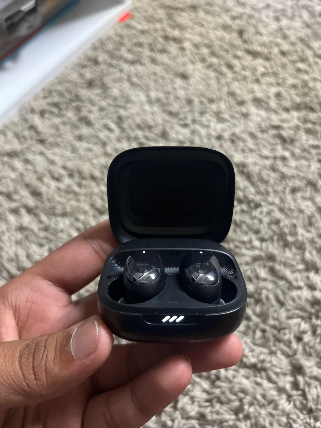 JBL Wireless Earbuds - photo 2