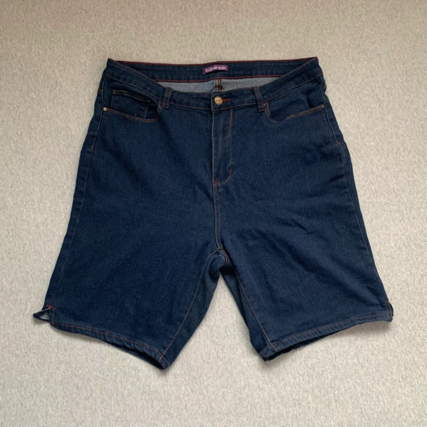 Stretch Denim Shorts Size 18W