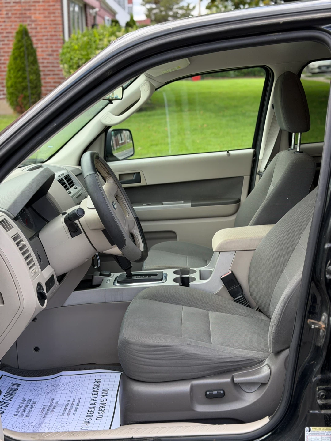 Ford Escape Hybrid SUV - photo 5