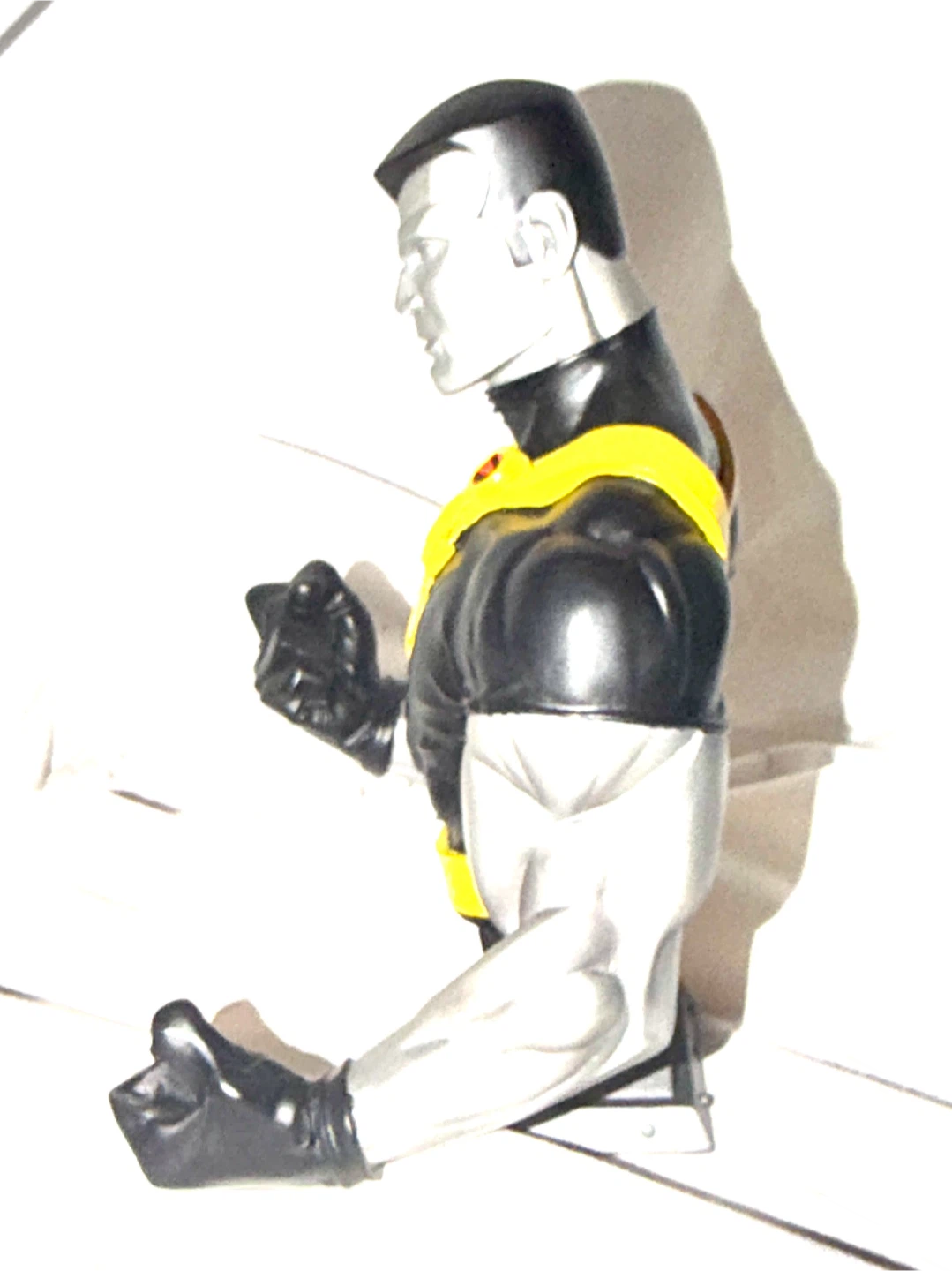 Marvel Ultimate X-Men Colossus Mini Bust - photo 5