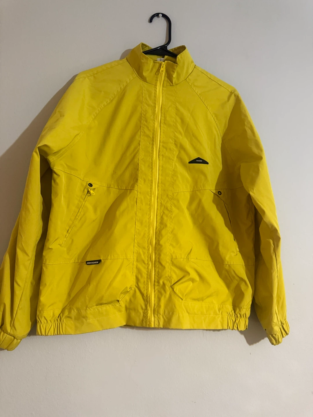 New Fashion Yellow Windbreaker Jacket