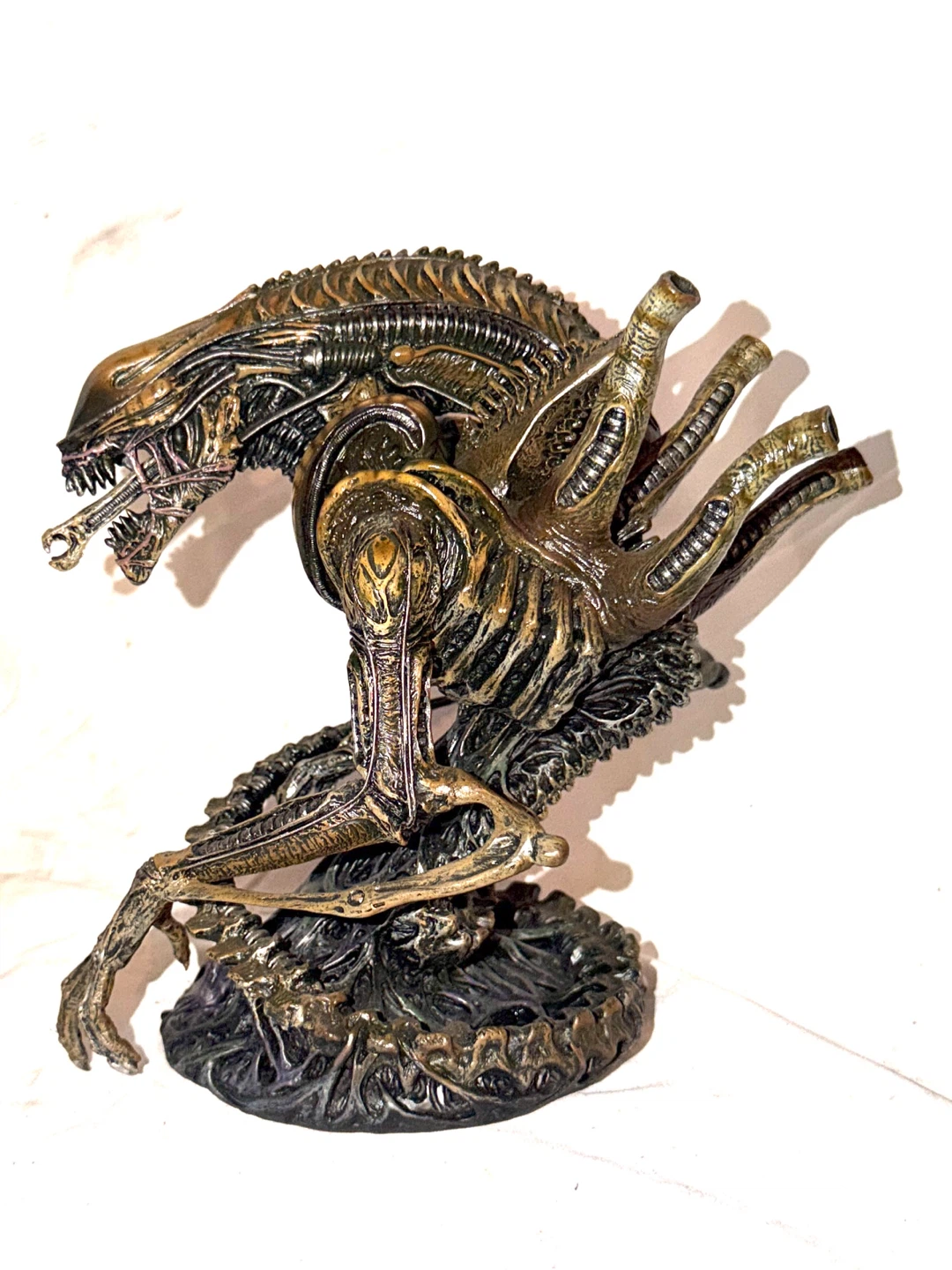 Alien warrior  Xenomorph Limited Ed  Mini Bust Statue - photo 5