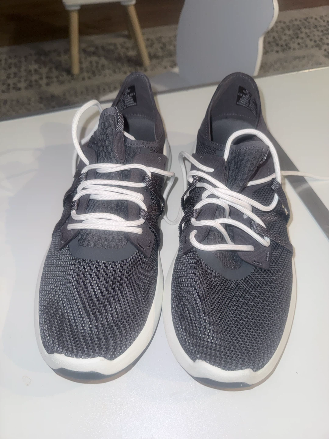 OluKai Holo Sneakers - Men's US 10.5 - photo 2