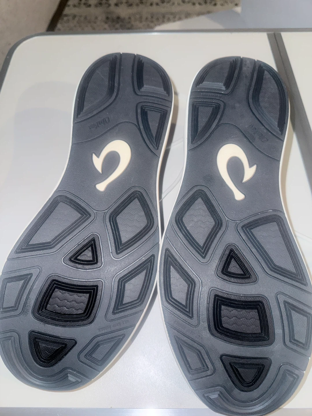 OluKai Holo Sneakers - Men's US 10.5 - photo 3
