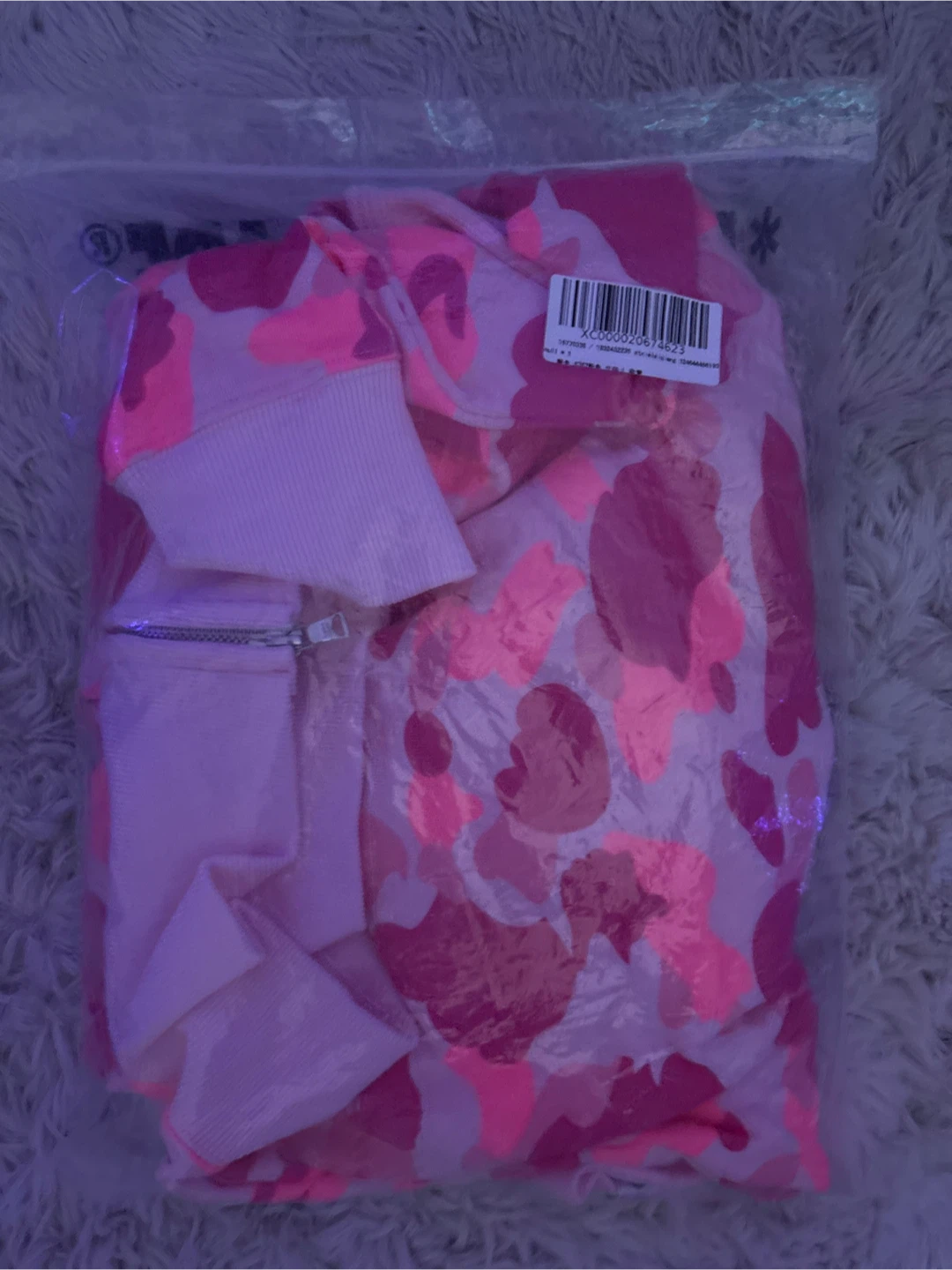 pink bape rep hoodie - photo 5