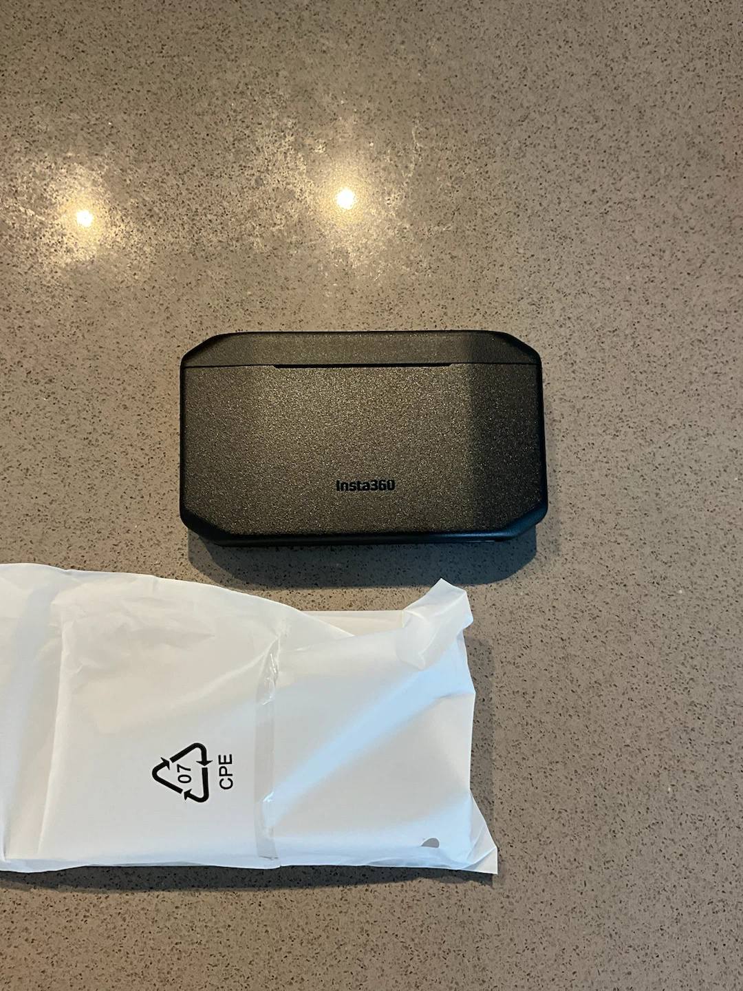Insta360 Battery Charging Case and Invisible Selfie Stick - photo 5