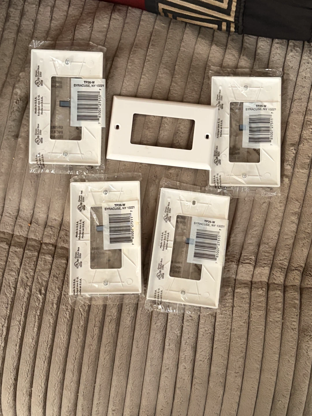 Pass & Seymour TradeMaster Wall Plates - 5 Pack - photo 3