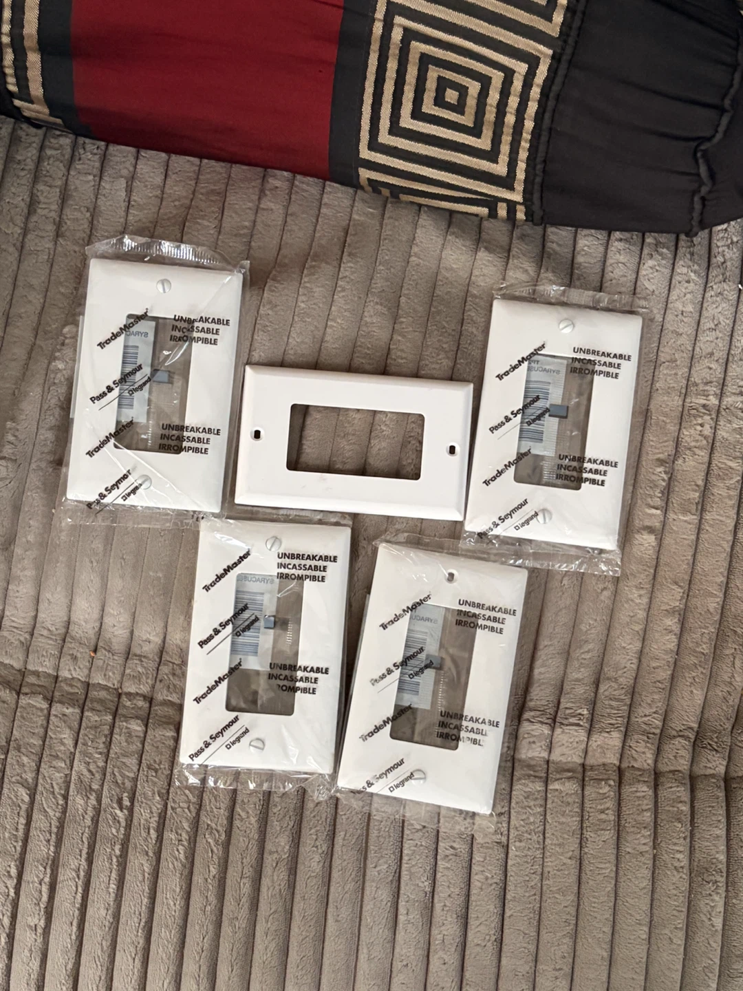 Pass & Seymour TradeMaster Wall Plates - 5 Pack - photo 4