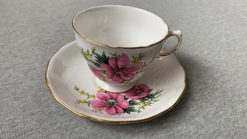Royal Osborne Patt 8202 Pink Anemone Teacup & Saucer Set
