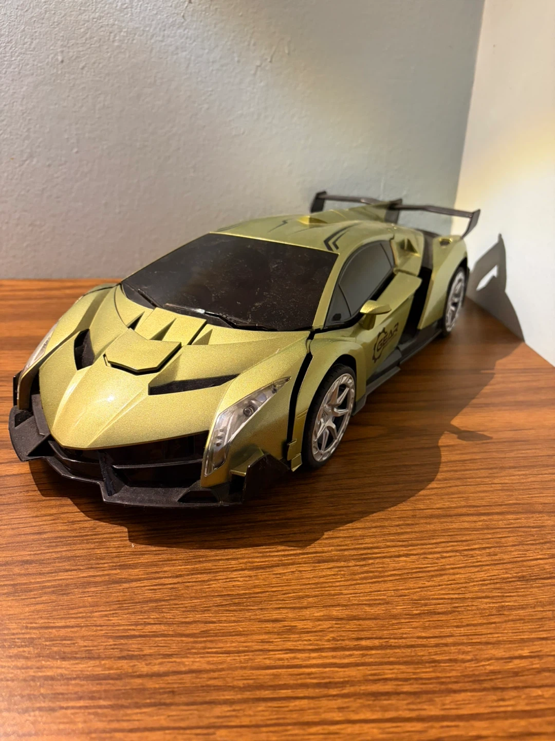 Lamborghini veneno transformer