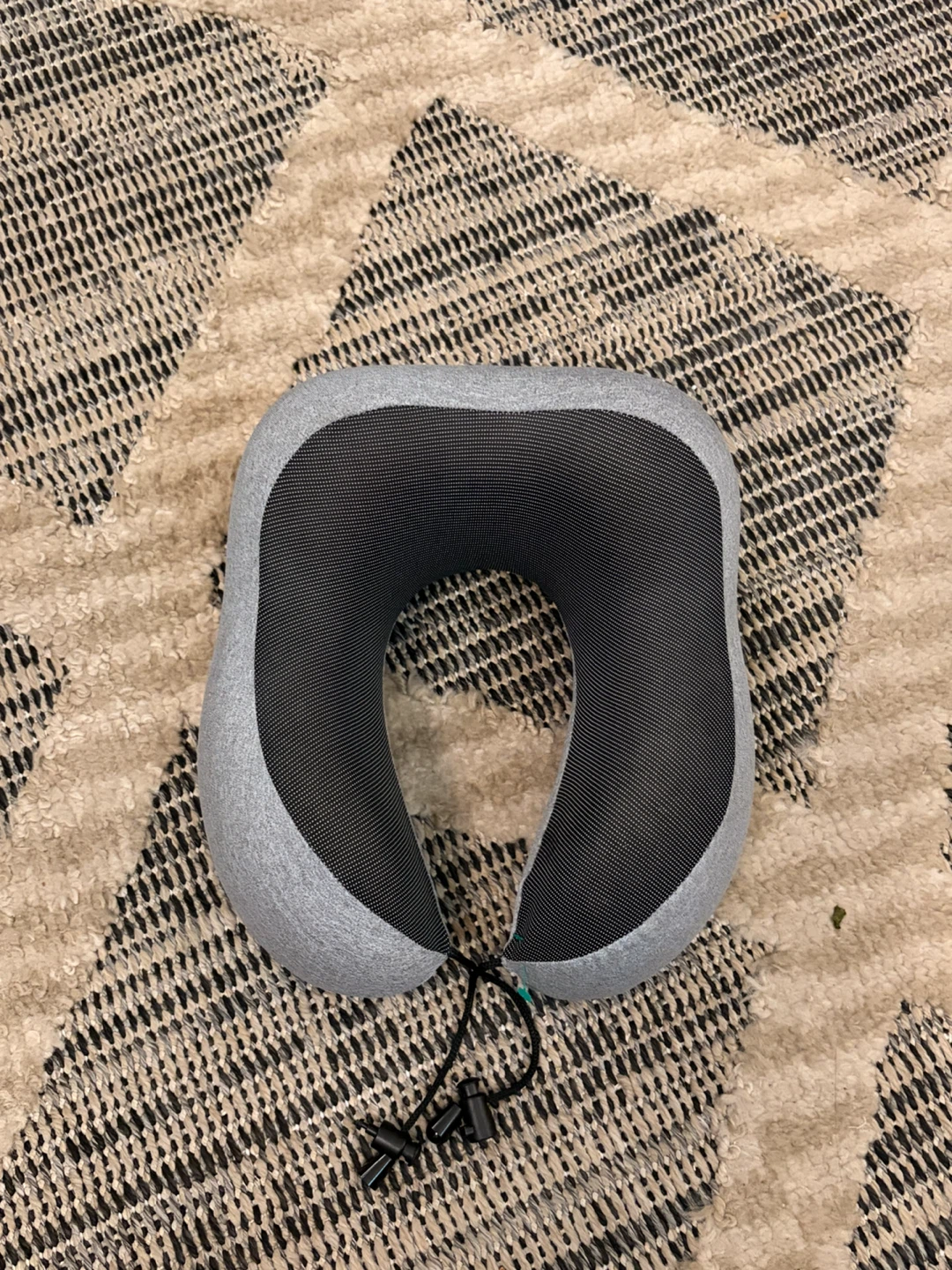 Gray and black travel neck pillow Very Comfortable