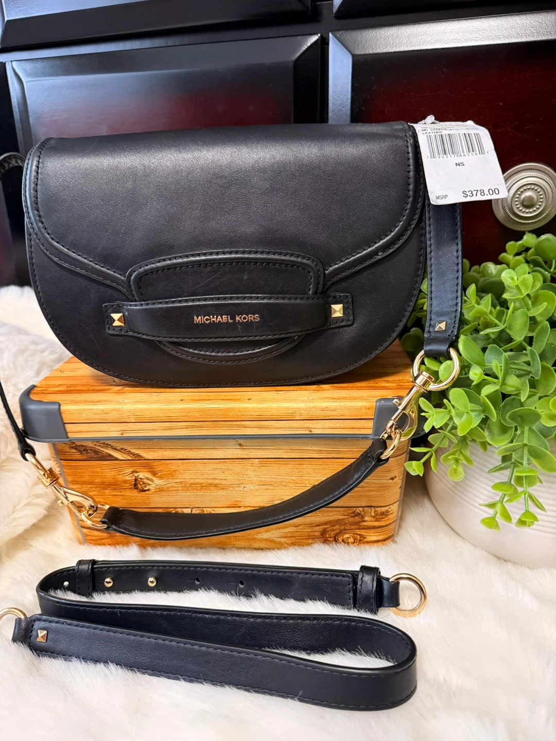 Michael Kors Cary Medium Leather Bag