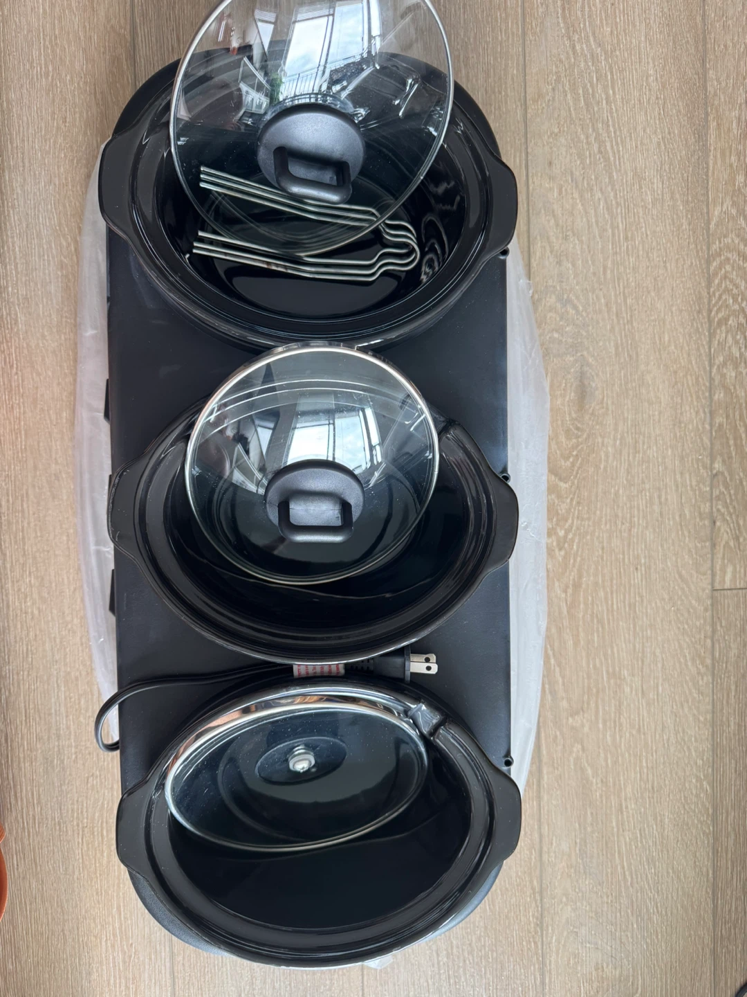 BELLA Triple Slow Cooker and Buffet Server - photo 3