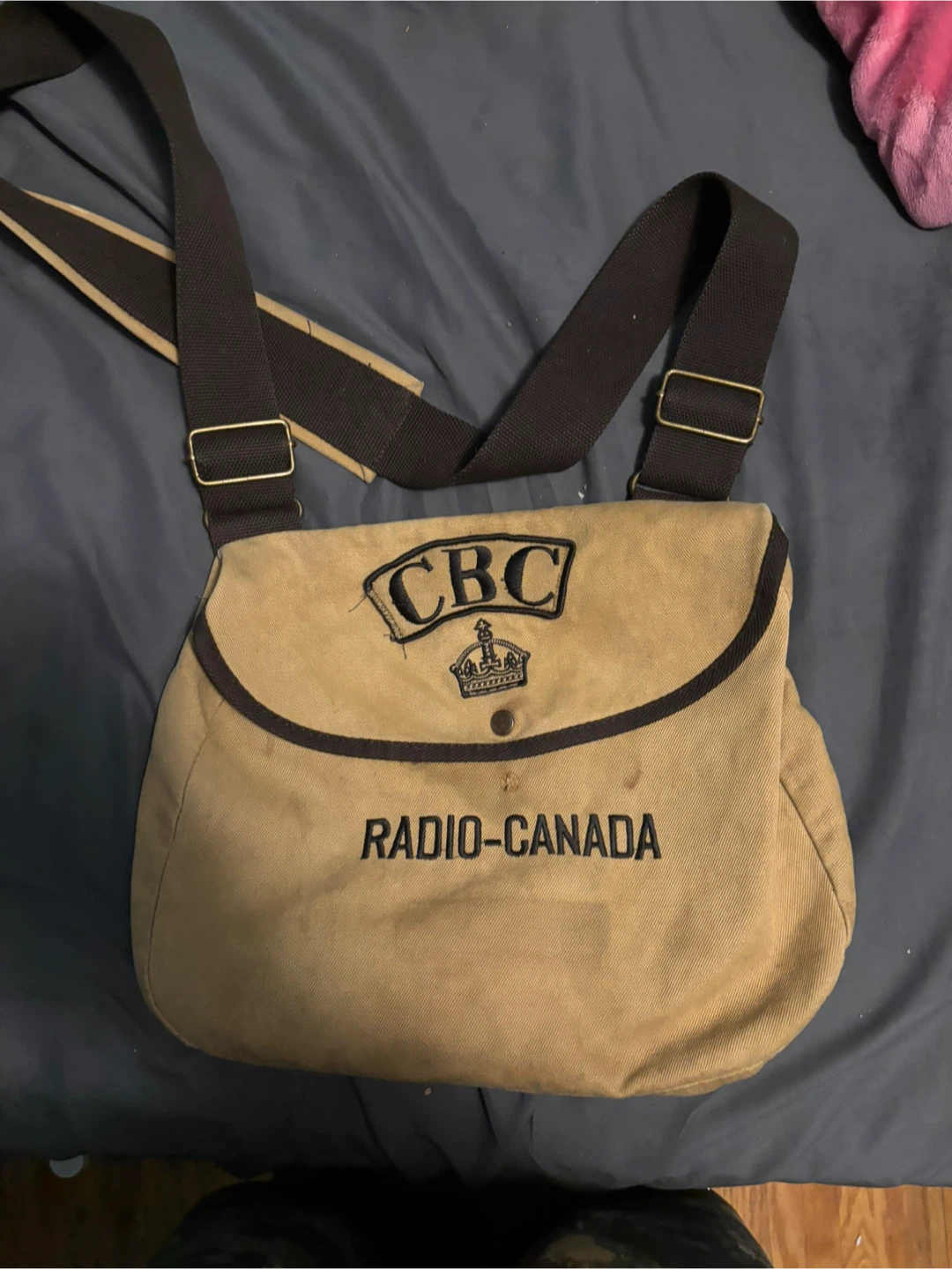 CBC Radio-Canada Canvas Shoulder Bag
