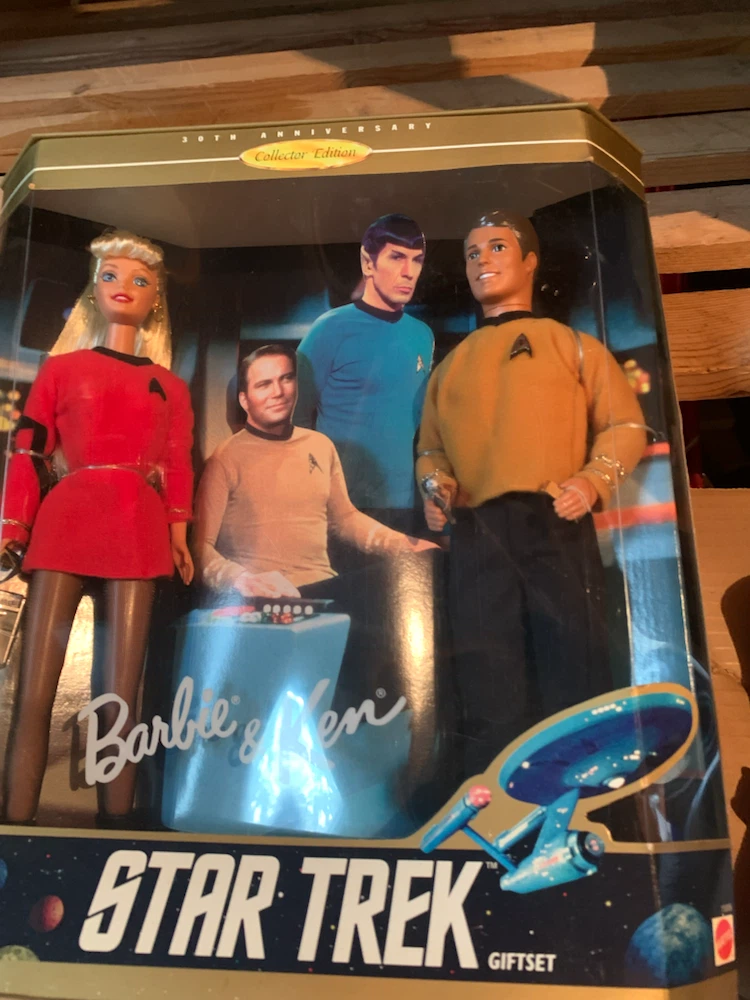 Star Trek Barbie & Ken Collector Edition Giftset