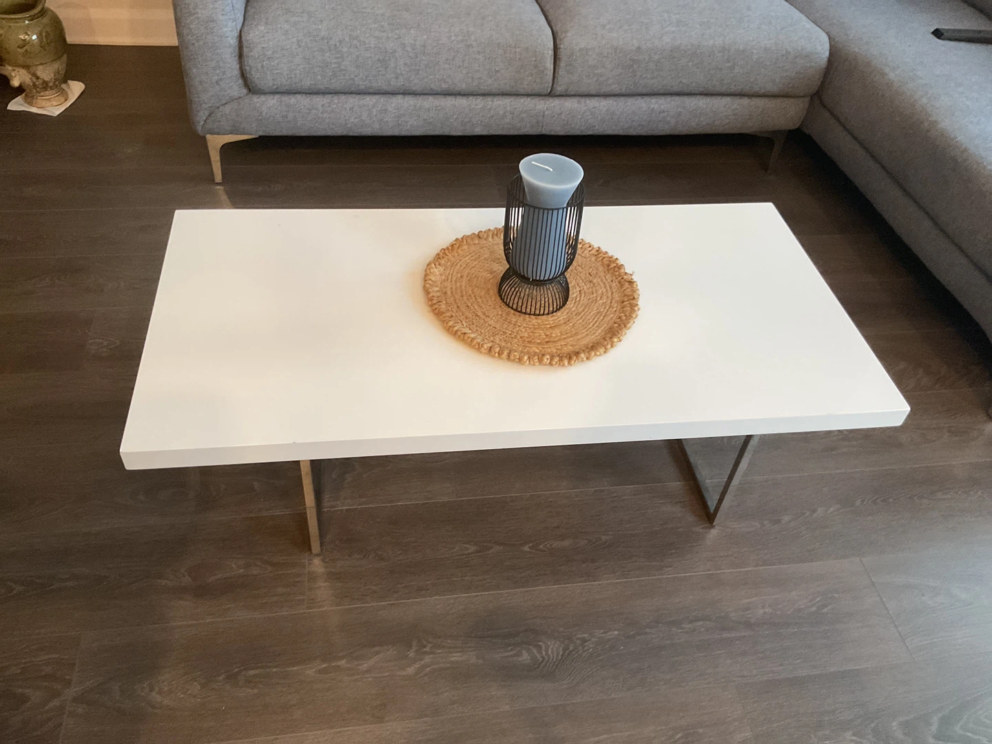 Structube White Coffee Table