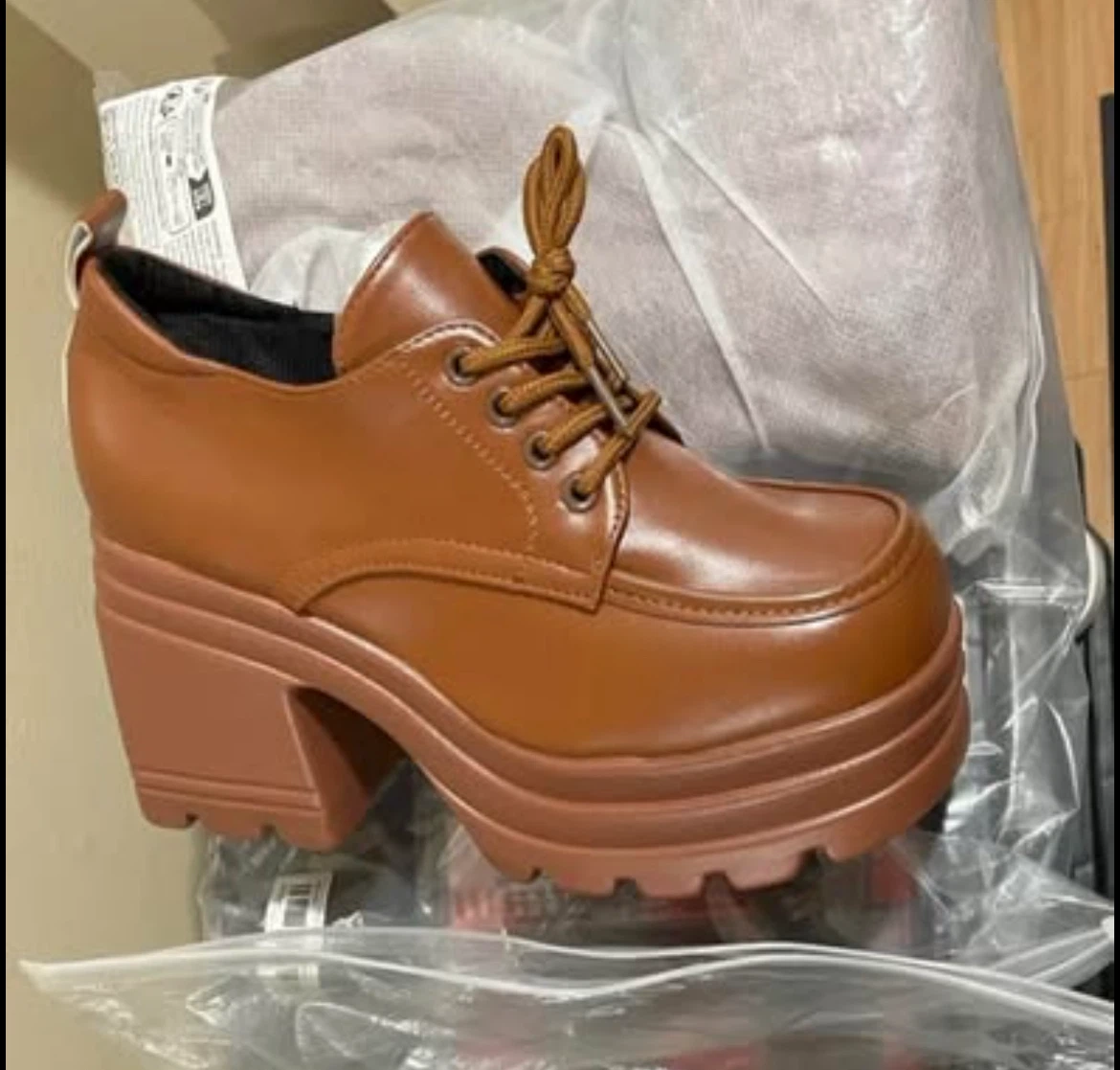 Brown Platform Lace-Up Shoes Size 7.5 - photo 2