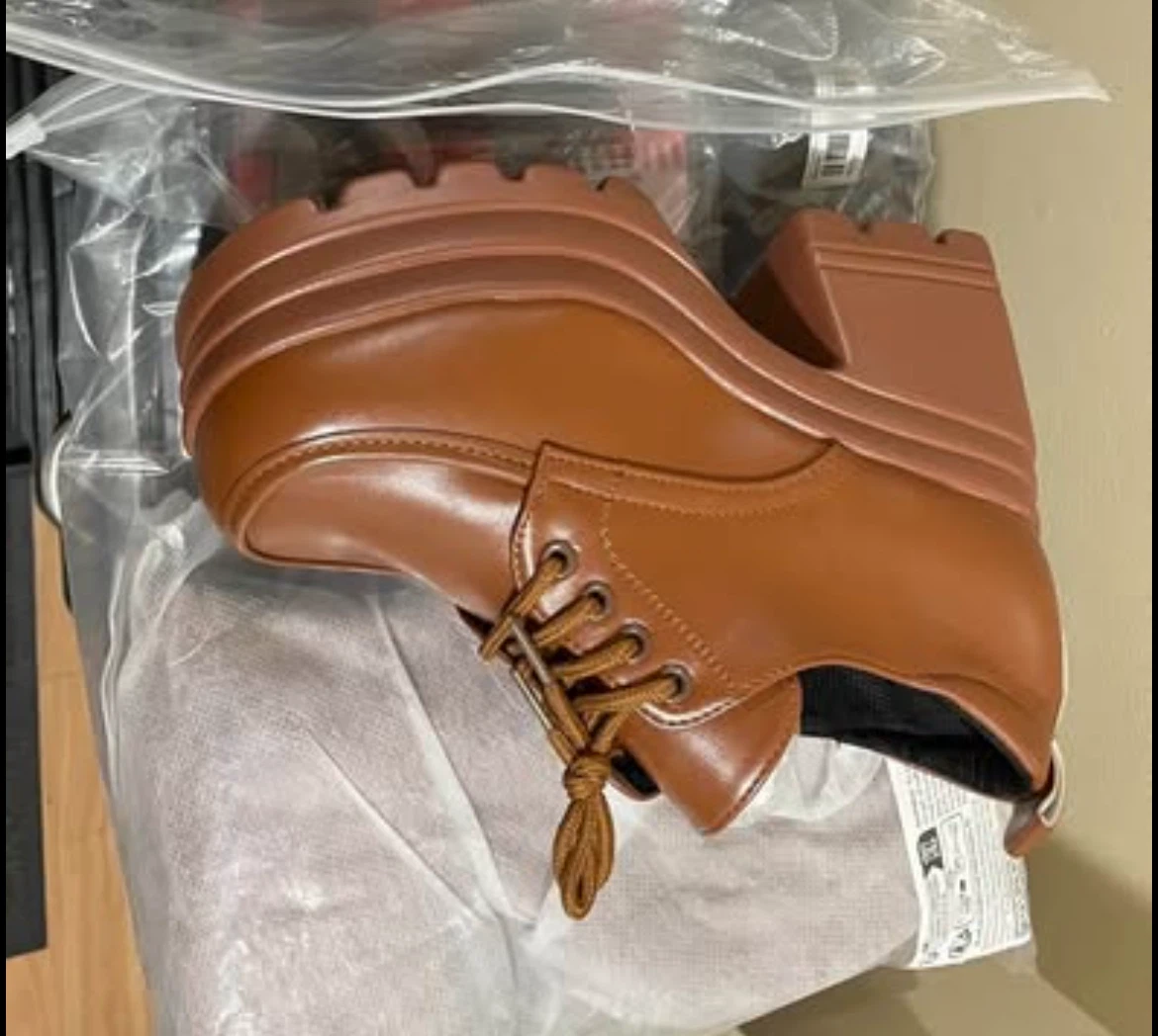 Brown Platform Lace-Up Shoes Size 7.5 - photo 3