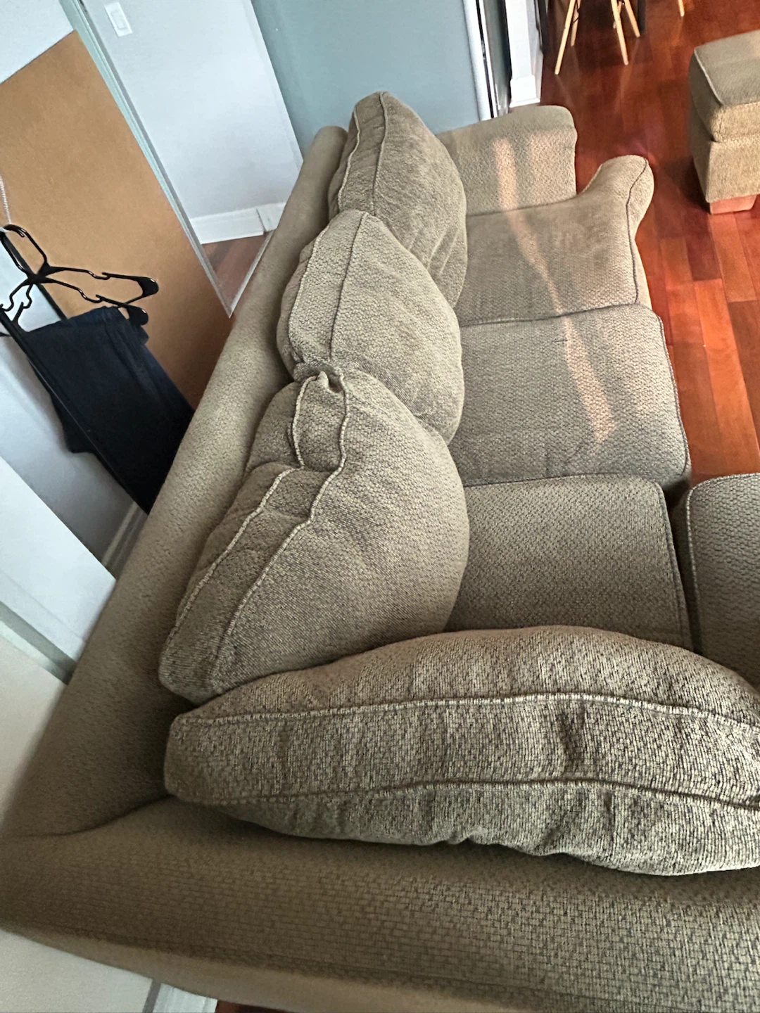 Sectional Sofa with Ottoman - photo 4