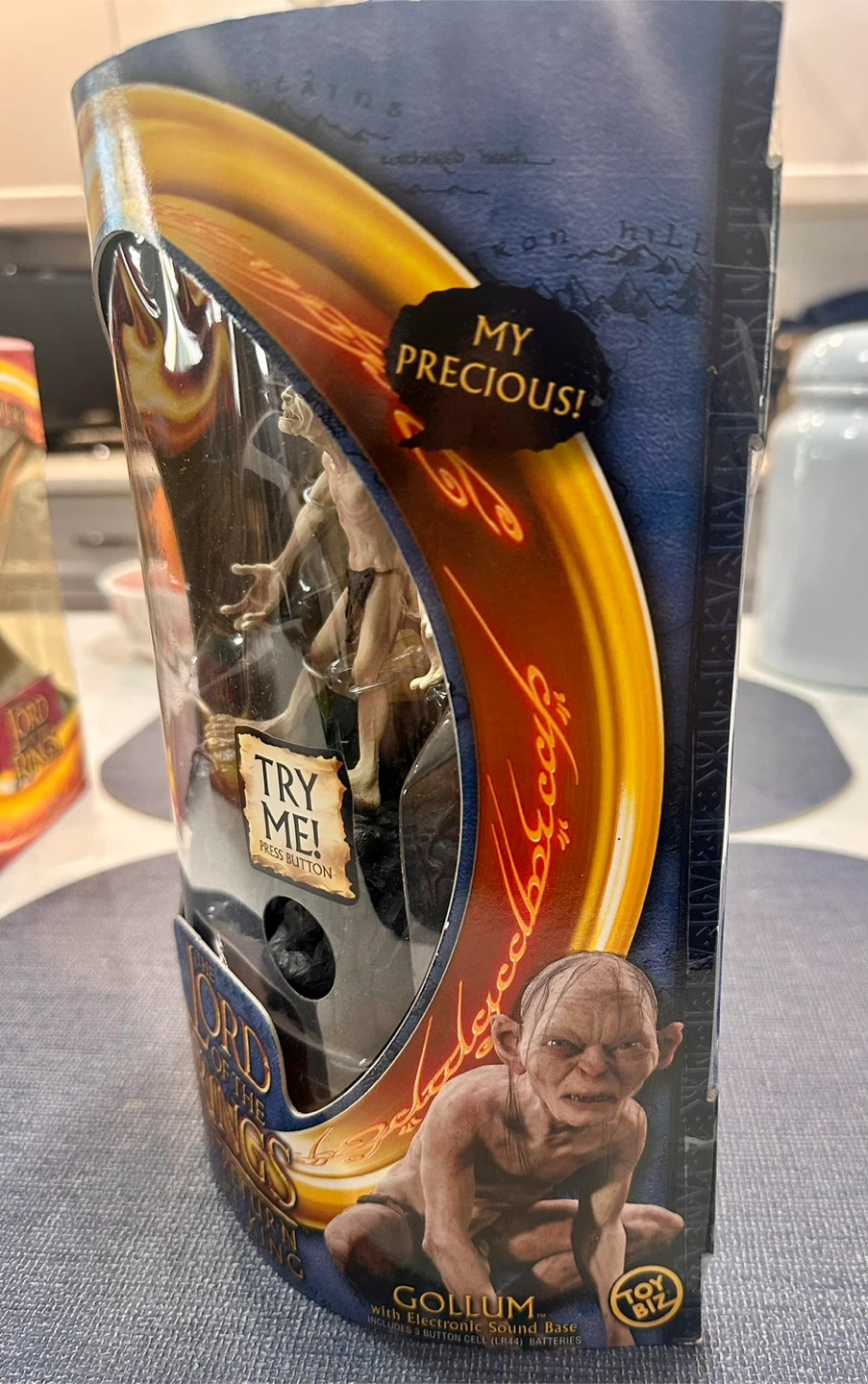 The Lord of the Rings Gollum Action Figure - photo 3
