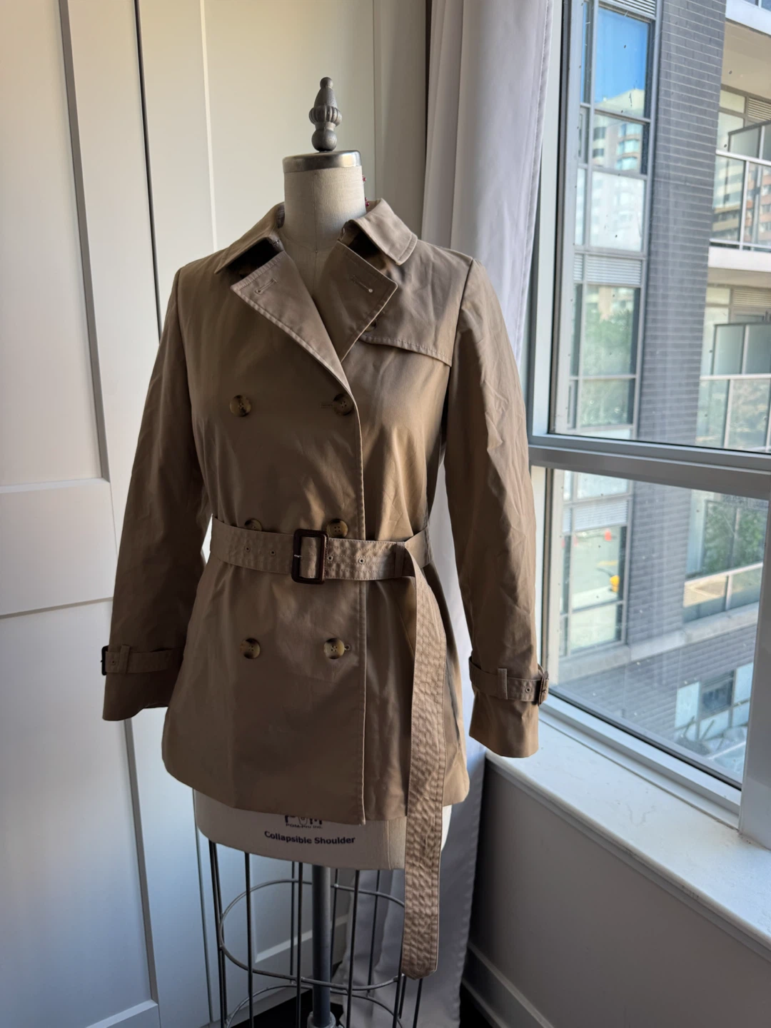Brand New With Out Tags on, Size Small Beautiful Jacket - photo 3