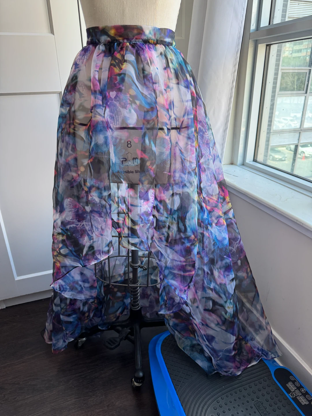 Ladies Size 2 ( Size Small ) High Low Sheer Overskirt - photo 2