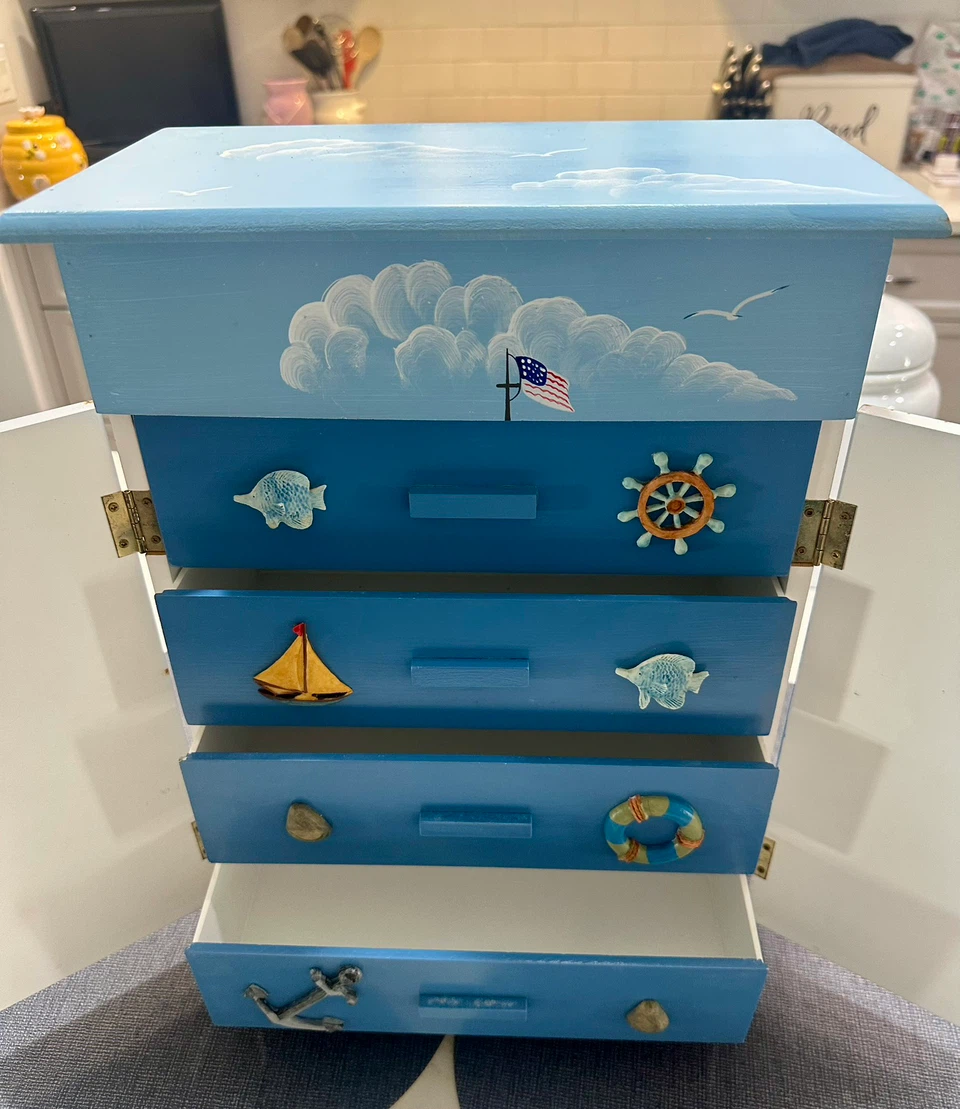 Hand-Painted Nautical Jewelry Box - photo 4