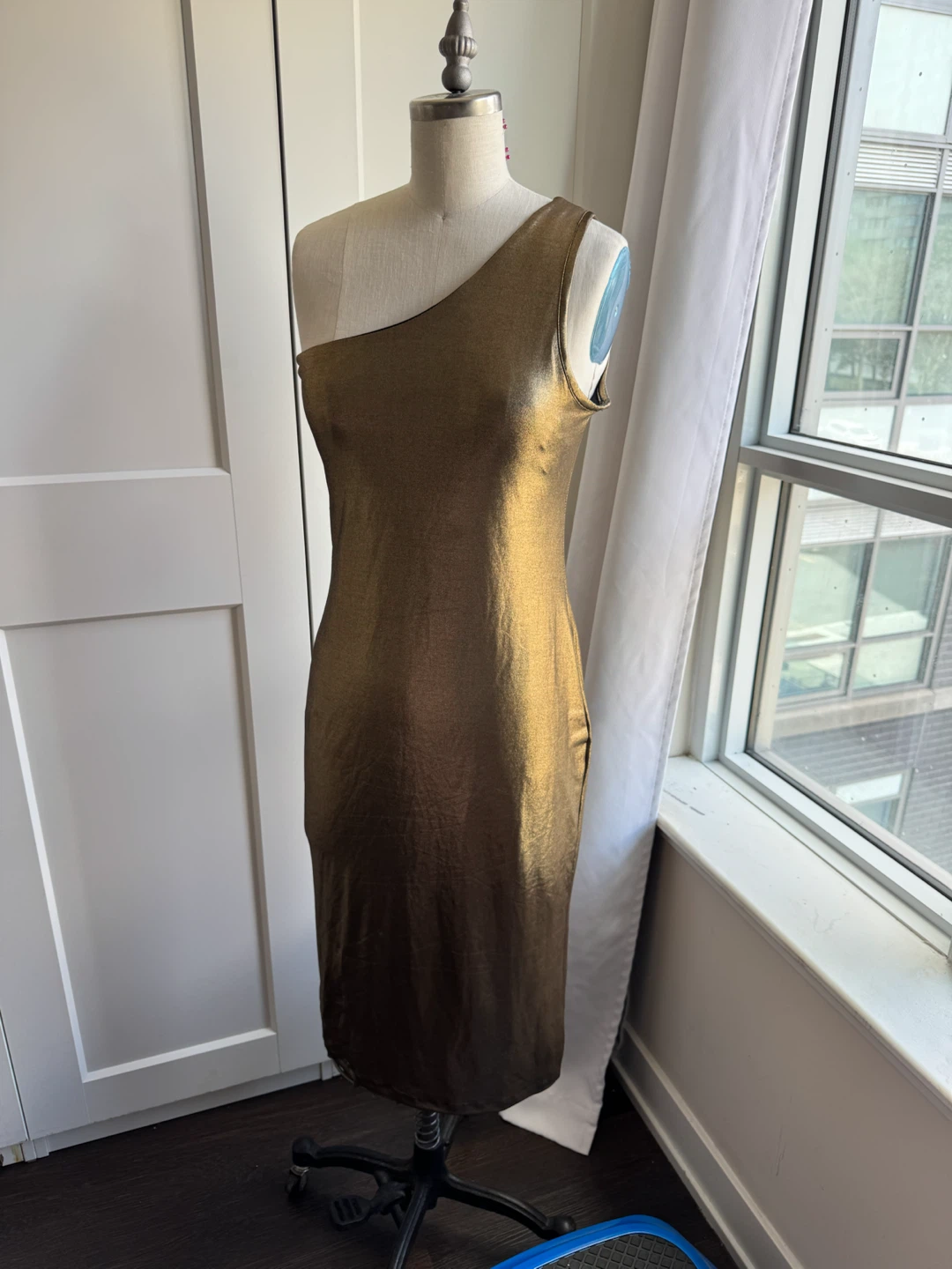 Ladies Brand New Gold Fashion Nova Dress, New with Tags On